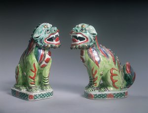 一对绿色家族狮子，康熙时期（1662-1722）（瓷器）
