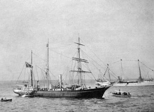 欧内斯特·沙克尔顿（Ernest Shackletons）乘坐HMS Nimrod号，1907年-1908年。