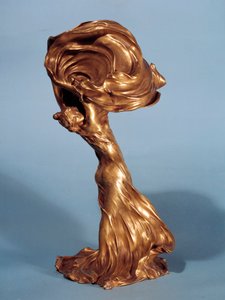 表现美国舞蹈家洛伊-富勒（1862-1928）的灯座，由弗朗索瓦-拉乌尔-拉什（1860-1912）制作 1900年 巴黎，装饰艺术 作者 拉乌尔·弗朗索瓦·拉什（Raoul Francois Larche）