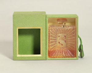 用于Houbigant的La Belle Saison香水瓶（玻璃） 作者 勒内·朱尔斯·拉利克