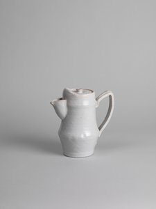 白色锡釉咖啡壶，1914-15年 作者 罗杰·艾略特·弗莱
