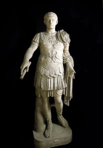 Caius Caesar Germanicus，罗马皇帝（大理石） 作者 小说