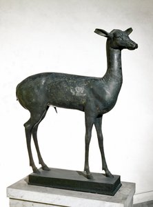 鹿（青铜雕塑 作者 小说