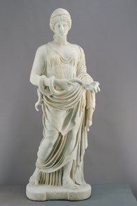 Hygieia，约公元170年（大理石）。 作者 小说