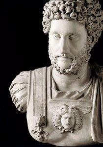 罗马艺术：“罗马皇帝康茂德（161-192）”大理石半身像 - Musei Capitolini Rome - 康茂德皇帝半身像（161-192） - 大理石雕塑 - Musei Capitolini，罗马，意大利 作者 小说