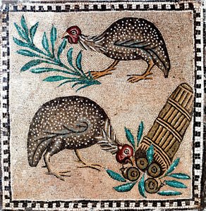 罗马艺术：代表珍珠鸡的马赛克。 公元前 1 世纪或 2 世纪。 罗马，Museo Nazionale Romano - 罗马艺术：珍珠鸡马赛克。 公元前 1 世纪或 2 世纪。 国家罗马博物馆，罗马，意大利 作者 小说