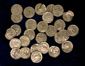 28枚西罗马皇帝Flavius Honorius（384-423）和东罗马皇帝Flavius Arcadius（377/378-408）时期的硬币，4和5世纪（硬币）。 作者 罗马罗马