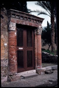 casa del Gran portale 的门，公元前 5 世纪至公元 1 世纪 作者 罗马罗马