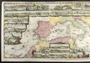地中海地图，插图上有寓言人物和海怪，出自 Charles Pene 和 Pieter Mortier 的《法国海王星和阿特拉斯海事》和《海王星弗朗索瓦组曲》