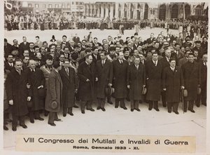 “第八届残废和荣军大会 - 罗马，1933 年 1 月 - 11”（黑白照片） 作者 罗莫洛·德尔·帕帕