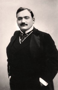 Enrico Caruso 1873-1921年，意大利男高音，1907年。