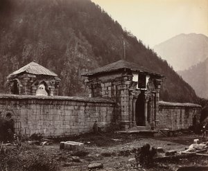 1864年，印度克什米尔纳芙谢拉的神庙。 作者 塞缪尔·伯恩