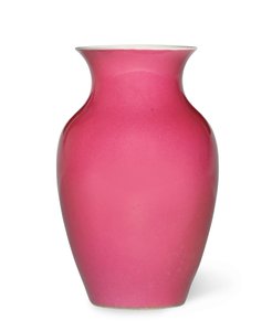 卵形花瓶（红宝石色珐琅陶瓷） 作者 学校中文