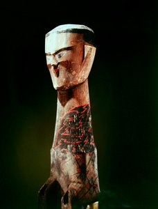 雕像，周朝（公元前1046-256年），公元前4-3世纪（木制）（394841的细节）。 作者 学校中文