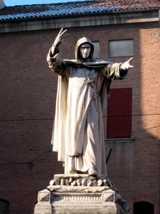 杰罗姆-萨沃纳罗拉（Girolamo Savonarola）的雕像 作者 学校意大利语
