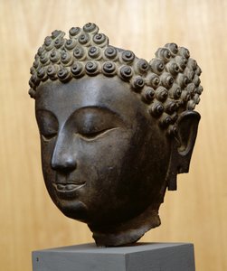 佛头俯视，兰娜文化（青铜）