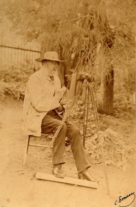 画架上诗人雅科夫·彼得罗维奇·波隆斯基（Iakov Petrovitch Polonski）（1819-1898）的肖像。 白蛋白 照片拍摄者：Sergei Dmitrievich Botkin (1869-1945) 作者 谢尔盖·德米特里耶维奇·博特金