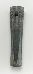 Chariot fitting: axle cap (bronze)