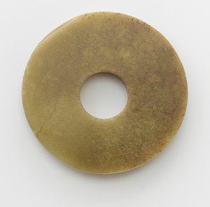 仪式盘（bi）（玉）