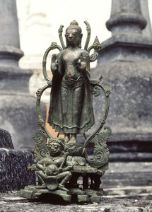 辩经佛（铜） 作者 连体学校