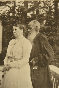 俄罗斯作家列夫·托尔斯泰（Leo Tolstoy）和他的妻子索菲娅（Sophia），俄罗斯，1890年代。
