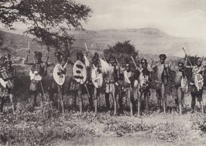 Kafir Warriors (b/w photo) 作者 南非摄影师