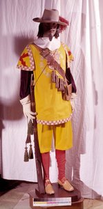 西班牙菲利普二世 (1527-1598) 时期的 Harquebush 服装。 人体模型手里拿着一根刺猬，肩带上挂着弹药（步枪用的火药）。 马德里军队博物馆 作者 西班牙语学校