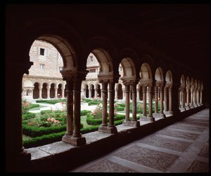 Las Huelgas de Burgos 皇家修道院的回廊景观 作者 西班牙语学校