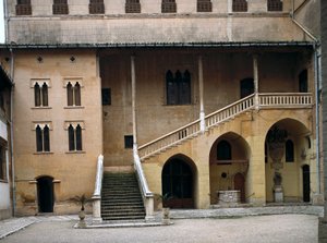 甘迪亚公爵（1510-1572 年）耶稣会士弗朗索瓦·博尔吉亚 (San Francisco de Borja) 将军的公爵宫殿景观。 西班牙甘迪亚（照片） 作者 西班牙语学校