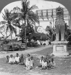 缅甸佩古大佛卧像，1908年 作者 立体声旅行社