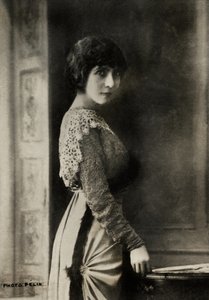法国艺术家伊芙-拉瓦里耶（Eve Lavalliere）的肖像（18 66