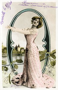 OB：Agustina Otero Iglesias，别名Caroline Otero叫La Belle Otero，歌手，歌舞表演者和重要的妓女，来自la Belle Epoque-明信片中的字母