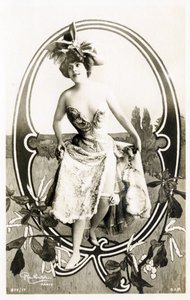 问：法国女演员马塞勒·伊尔文（Marcelle Yrven）-剧院：巴黎皇家剧院，Folies戏剧，巴黎-明信片中的字母 作者 罗伊特林格工作室