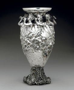 奥格登·格莱特（Ogden Goelet）和詹姆斯·戈登·贝内特（James Gordon Bennett）杯：游艇奖杯 作者 蒂法尼影城