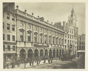 通坦大楼，Trongate