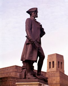 詹姆斯·库克船长雕像，1914年 作者 托马斯·布洛克