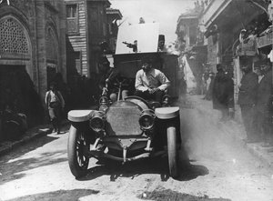 一辆装甲车，属于年轻的土耳其人，1909年