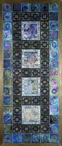 20世纪以花卉和几何图案模制而成的易碎玻璃瓷砖面板