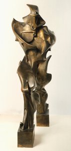 翁贝托-博乔尼（1882-1916）的《空间的独特形式的连续性》，青铜雕塑