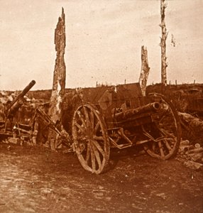 废弃的大炮，c1914-c1918 作者 不明