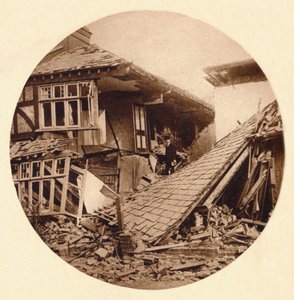 克罗伊登空袭破坏，1915年至1935年 作者 不明