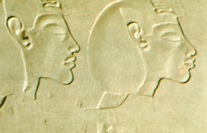 公元前1375年，埃及阿肯那顿 作者 不明