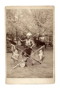 阿散蒂集团讲座，德国1890年代（黑白照片）。 作者 不明