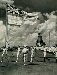 第二次世界大战，c1943年，在航母甲板上的英国水手。 作者 不明