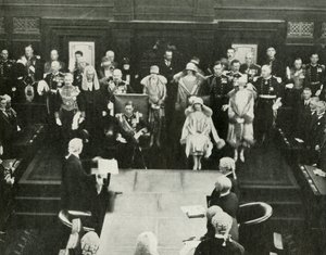 澳大利亚堪培拉。 1927年5月9日，Ma下宣布成立第一届联邦议会。 作者 不明