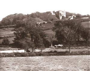怀特岛纽波特的卡里斯布鲁克山（Carisbrooke Hill），1894年。 作者 不明