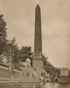 克娄巴特拉的针刺大约在克娄巴特拉诞辰一百四十年前（c1935）。 作者 不明
