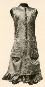 深红色的花大衣和全套马裤，1681年，1937年。 作者 不明