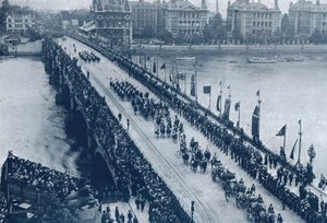 乔治五世国王和玛丽皇后的加冕典礼，伦敦，1911年。 作者 不明