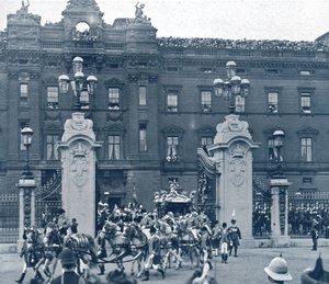 乔治五世国王和玛丽皇后的加冕典礼，伦敦，1911年。 作者 不明